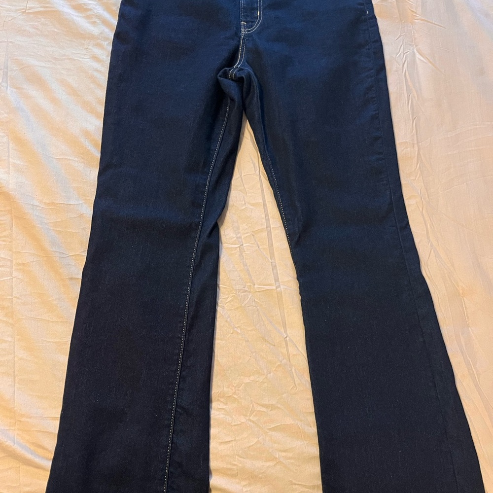 Levi's Jeans - Picture 8 of 16